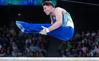 diogo_soares_vai_a_final_da_ginastica_art_paris_2024