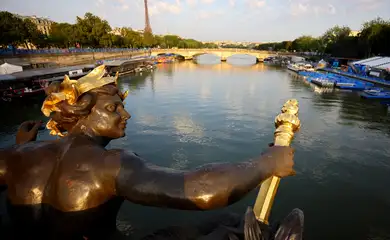 rio_sena-triatlo_adiado_paris